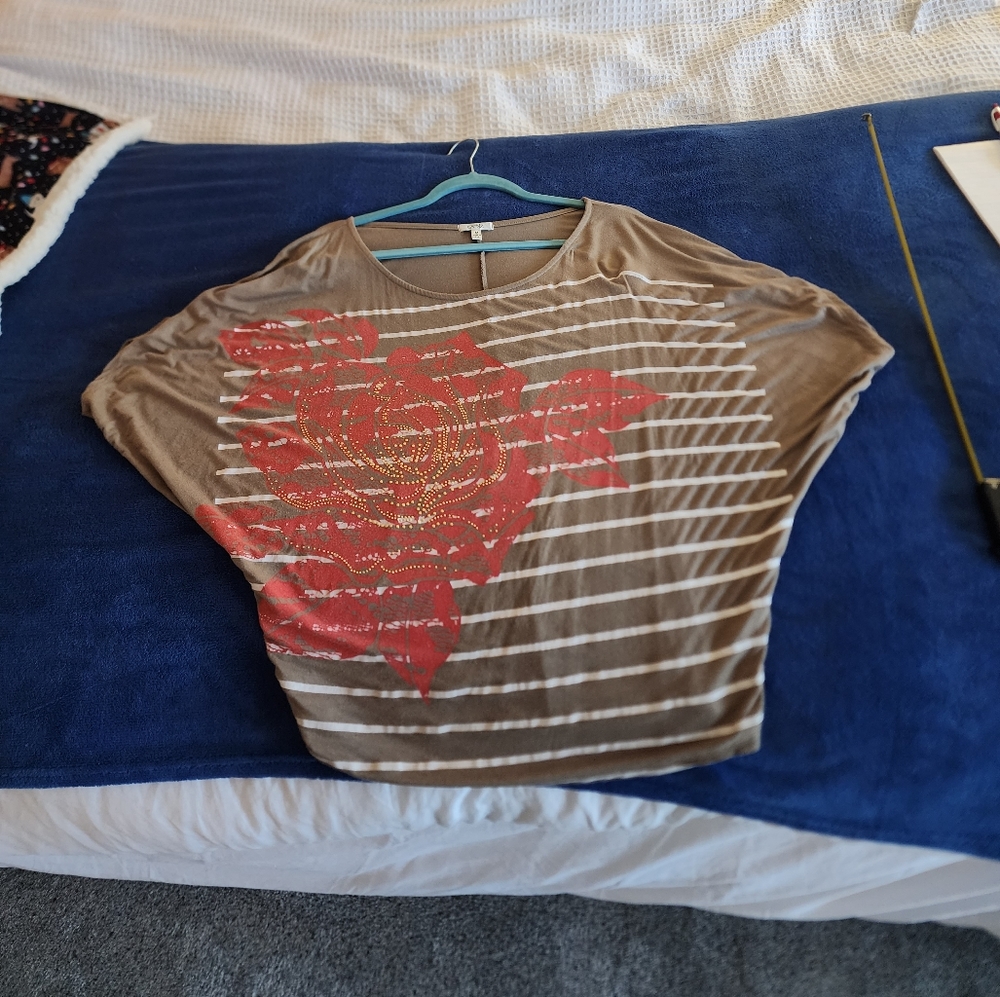 Womens Cache top, light Brown